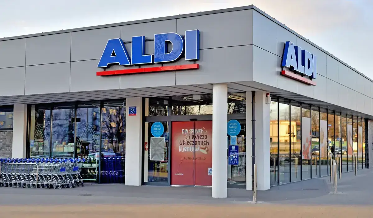 how to contact aldi for employment