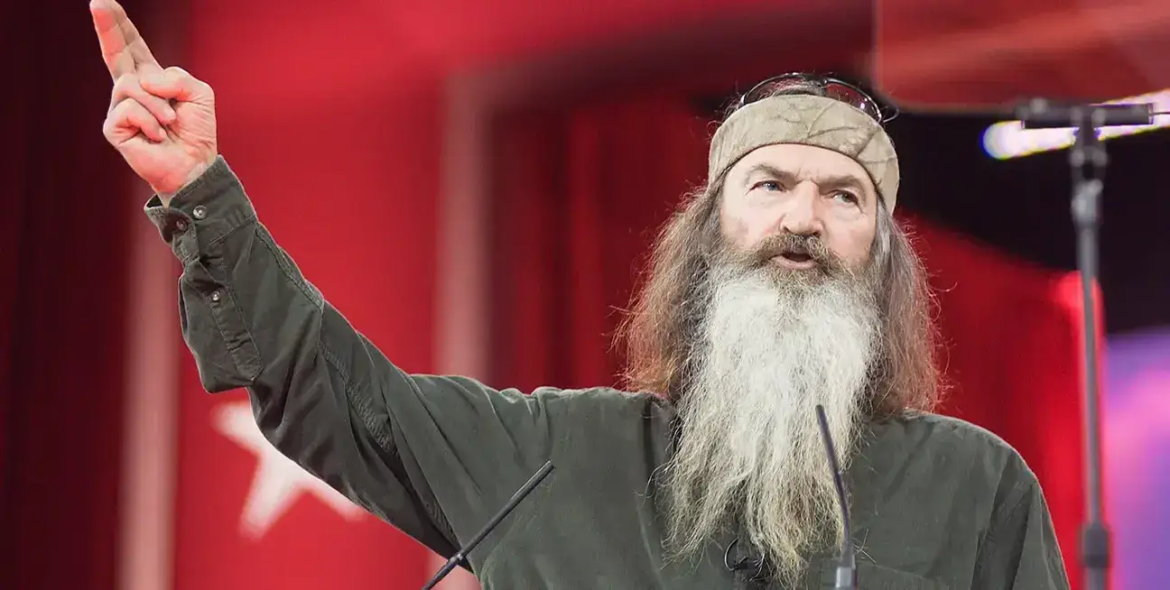 how to contact phil robertson