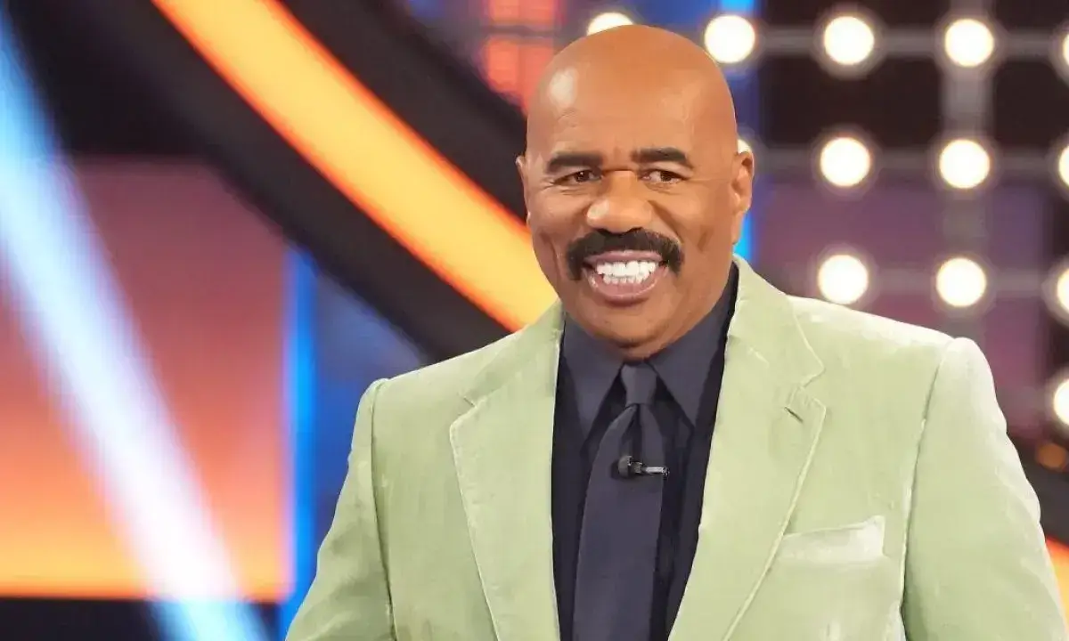 how to contact steve harvey